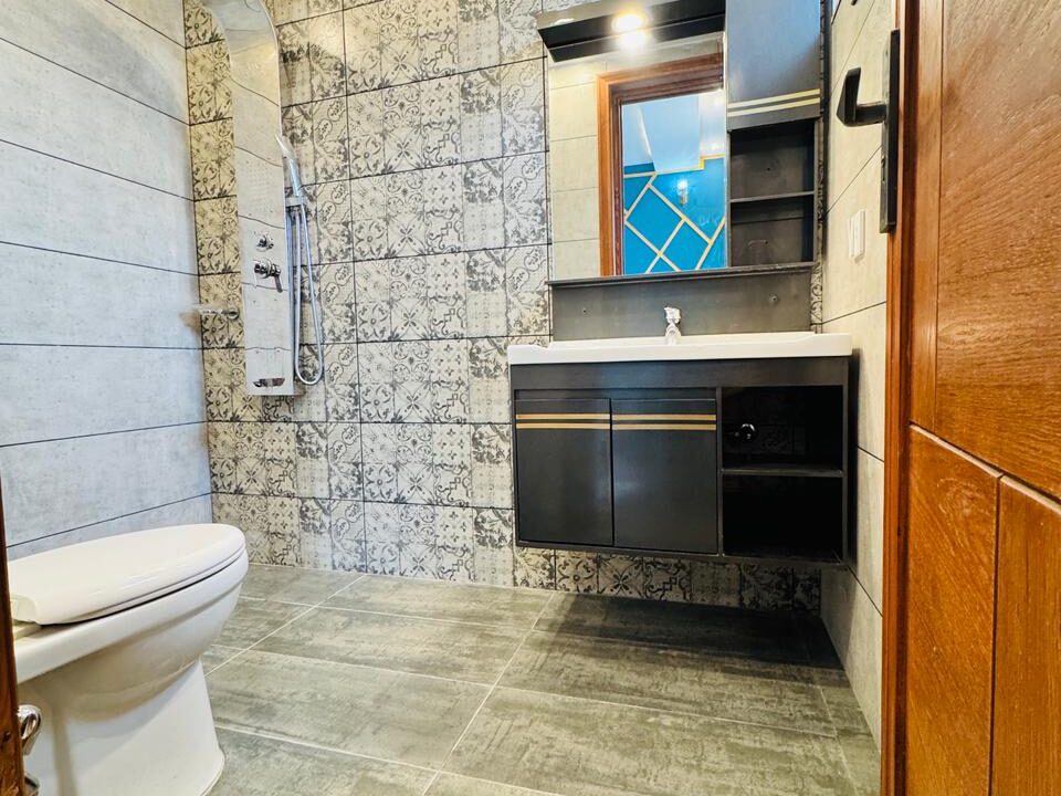 7-marla-house-bahria-town-phase-8.jpg17