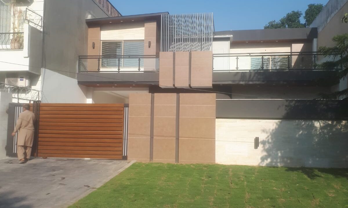 ef204e12-3f14-4a56-ba88-9df57b07c988