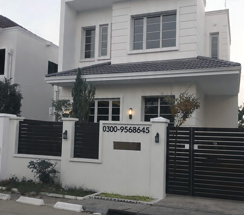 modern_double_story_house_write_house_for