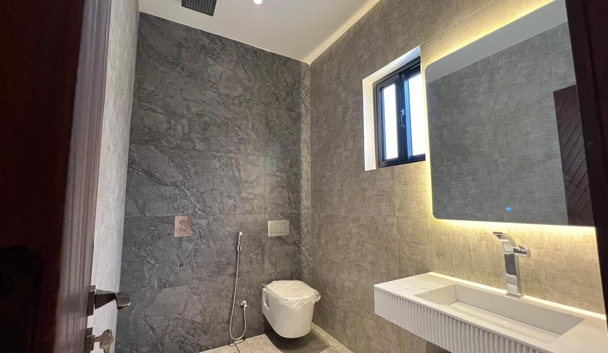 b015ea1e-88bd-46ca-ad34-61de253f1ab9