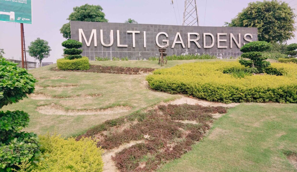 Plot for Sale in B-17 Multi Gardens F Block | 200 Sq Yards