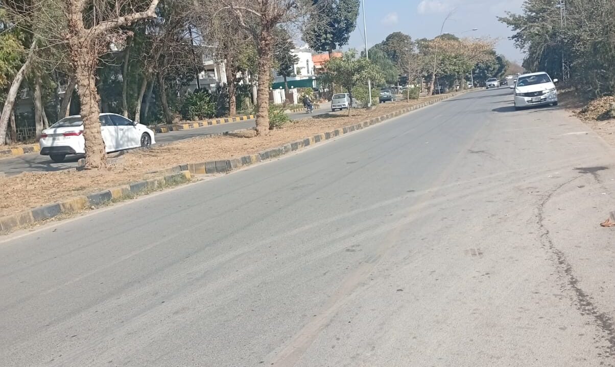 172350ac-e333-403e-bf76-ce819d5486ad