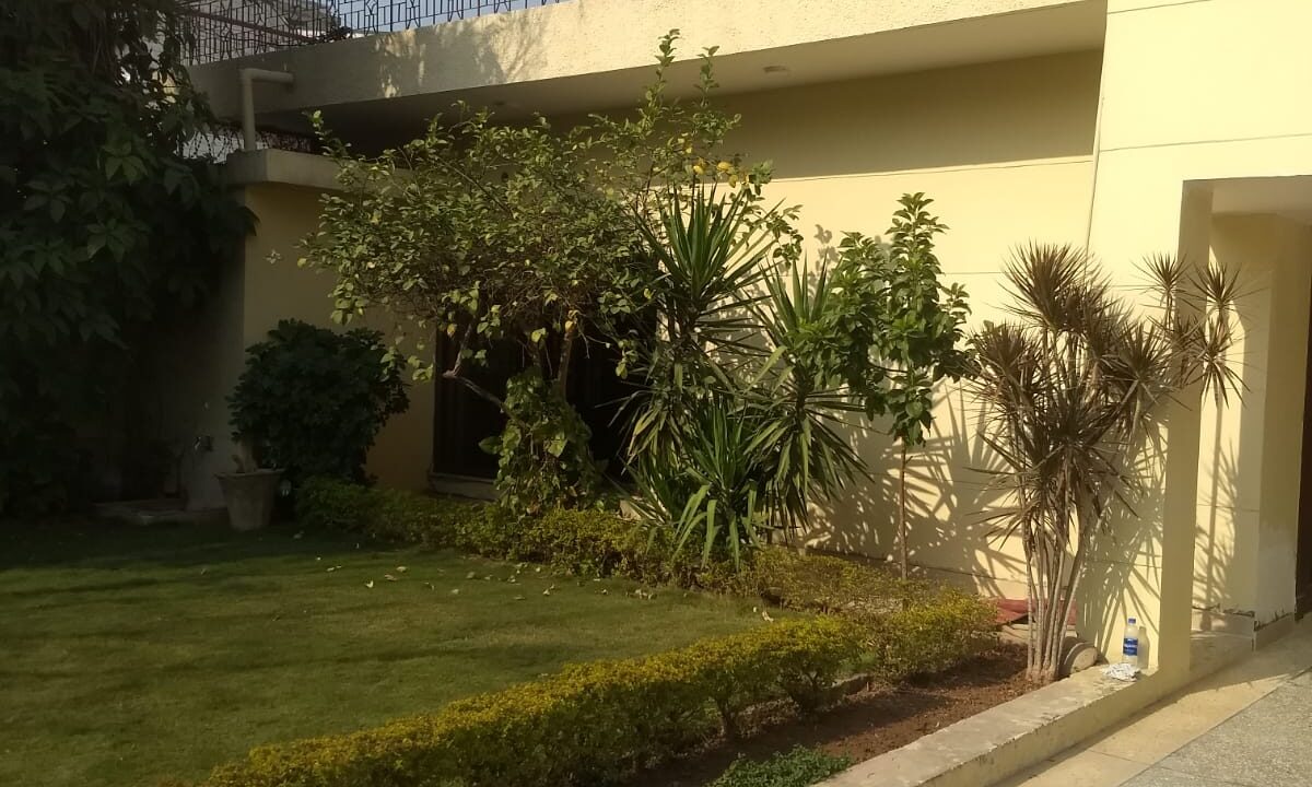 WhatsApp Image 2025-12-05 at 11.20.34