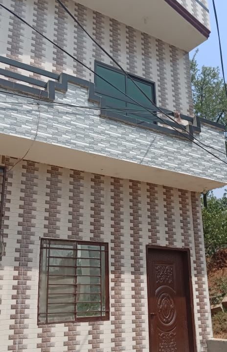 b15d403a-3b67-45ec-90ee-7bf934ef9a0a (1)