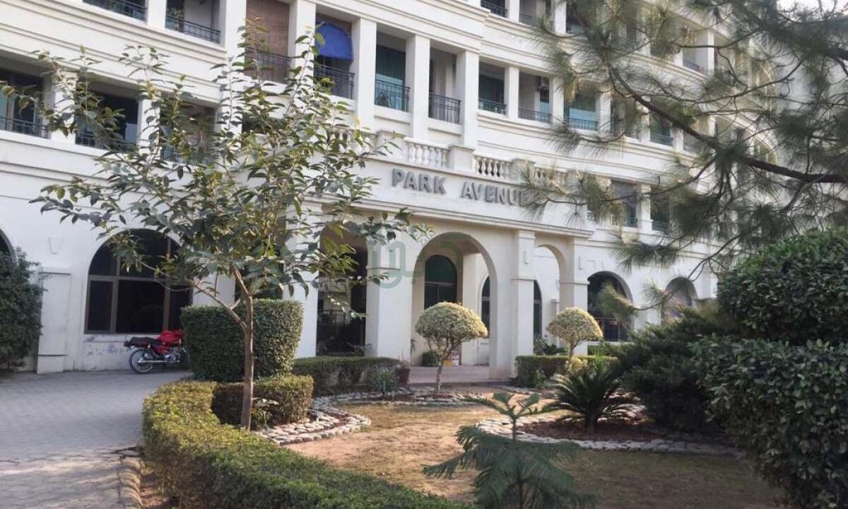 b5f258eb-c4d8-499e-8b96-31ee9446e7d5