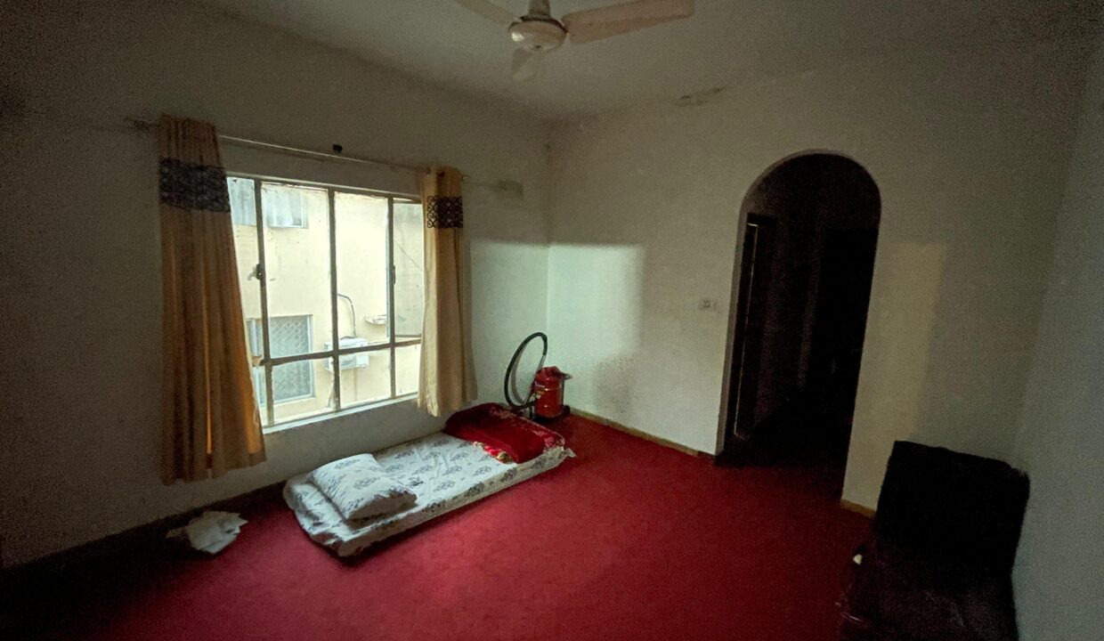 bungalow for sale in F-10 Islamabad 4